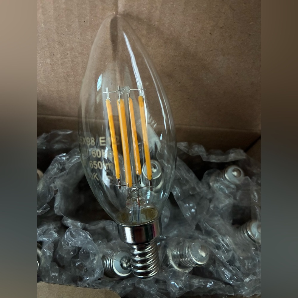 NEW!! LED Filament C35 6W Light Bulbs 10pack